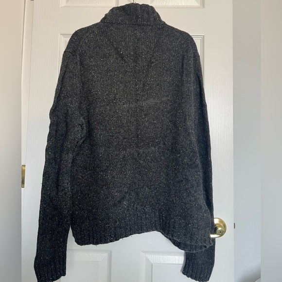 Men’s Wool Blend Gap Quarter Zip - Picture 4 of 5